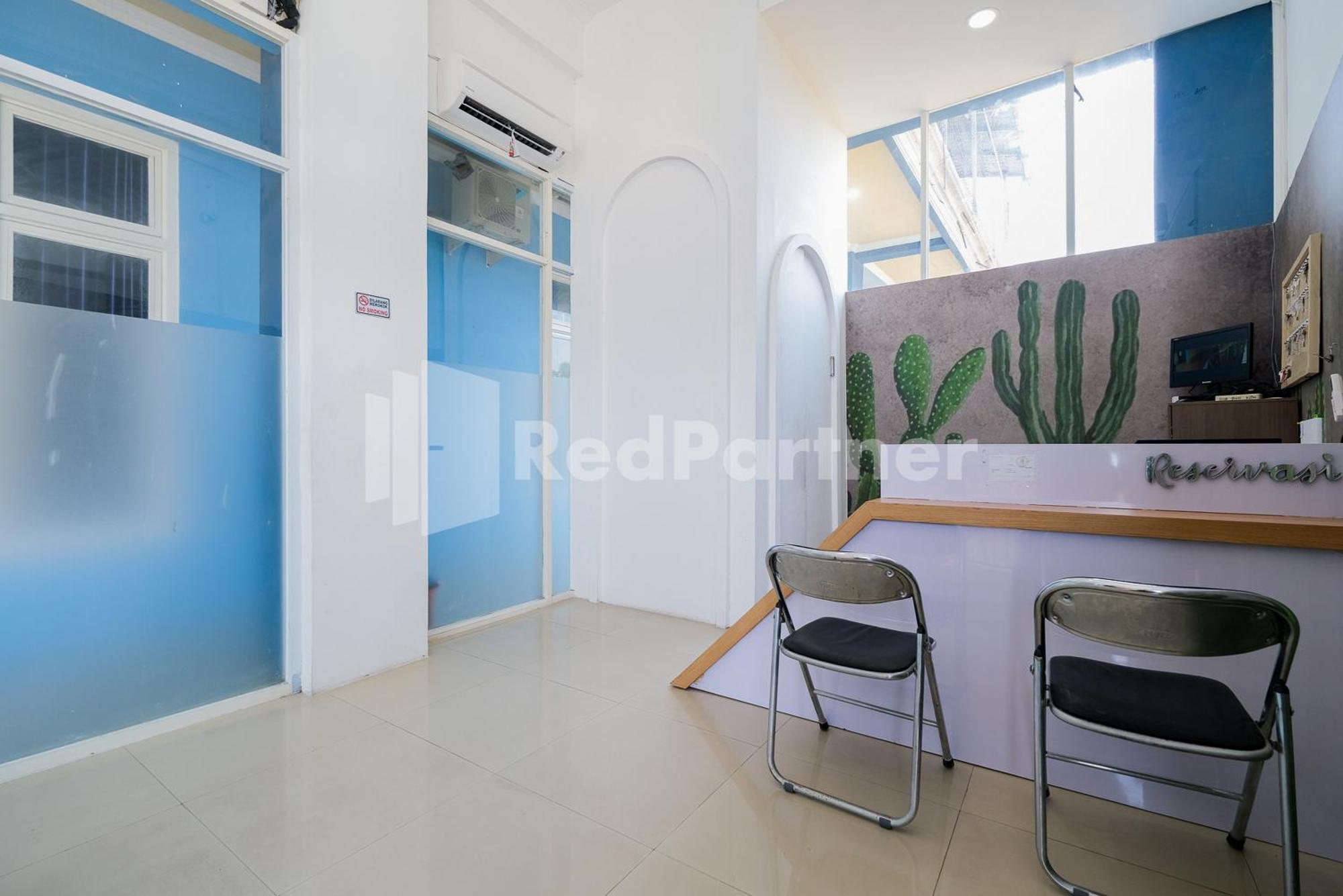 Grand Kencana Guesthouse Syariah Near Wisata Bahari Lamongan Paciran Exterior foto